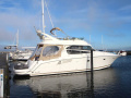 Prestige 42 Flybridge Flybridge