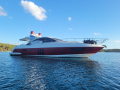 Azimut 62S Iate a motor