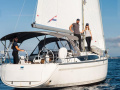 Bavaria Cruiser 34 Style Yate a vela