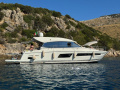 Jeanneau 450s Yacht a motore