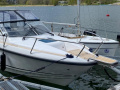 Aquador 25 DC Moottorijahti