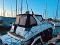 Larson 330 Cabin cruiser