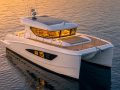 Catamaran Discovery 40 Motorlu katamaran