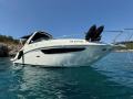 Sea Ray Sundancer 265 Cabin cruiser