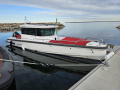 Axopar 28 Kabinski brod