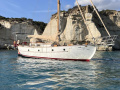 Globe 38 Sailing yacht
