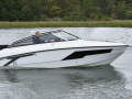Finnmaster T8 Motor yacht