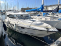 Aquador 30 HT Motoros yacht
