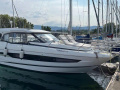 Jeanneau NC 37 Yate a motor