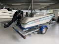 Yamarin 4300 med Mercury F30 EFI ELPT samt trail Kabinbåt