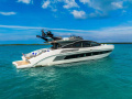 Canados Gladiator 961 Speed Yacht à moteur