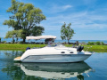 Stingray 240 CS Bateau de sport