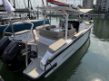 Axopar 29 Sun Top Center console