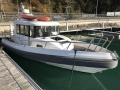 Paragon 25 Cabin Pilothouse