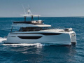 Prestige M48 Catamarano a motore