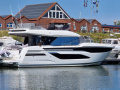 Prestige F4.9 Motoryat
