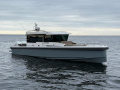 Axopar 37 XC Cross Cabin Motoryacht