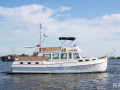 Grand Banks 49 motoryacht Deplasmanski brod