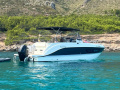 Quicksilver Activ Sundeck 805 Deck Boat
