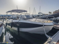 Quicksilver Activ 755 Sundeck Motorna jahta