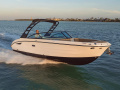 Sea Ray SDX 270 Sportski brod