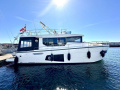 Cranchi T43 Eco Trawler Yate a motor