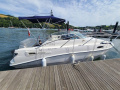 Sealine International S23 Sports Cruiser Motorna jahta