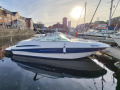 Maxum 2400 Motor yacht