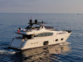 Ferretti 800 Motorová jachta