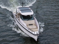 Axopar 37 Sun-Top Sport boat