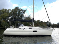Beneteau Oceanis 321 Blauwasseryacht