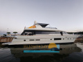 Canados 25 Flybridge