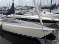 International 806 Sejlyacht