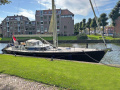 Contest 50CS Burinė jachta