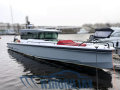 Axopar 37 XC Cross Cabin Bateau à timonerie