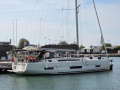 Dufour 470 Yate a vela