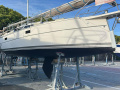TES 246 Versus Segelyacht