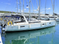 Beneteau Oceanis 45 Sailing yacht