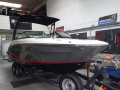 Sea Ray 210 SPX Bowrider