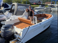 Manara 585 Pleasure Centre console