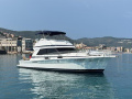 Riviera Marine 43 Flybridge