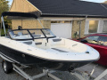 Bayliner E5 Element Moottorijahti