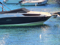 Sea Ray Sunsport 230 SPX Sport boat