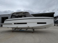 De Antonio D32 Sport boat