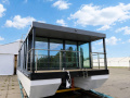 Houseboat V12 Houseboat