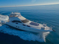 Sea Ray 550 DB Hardtop