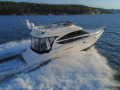 Meridian Yachts 391 Sedan Flybridge