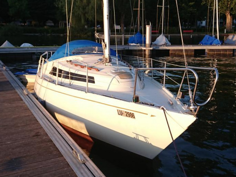 AB Marine Becker 27 image