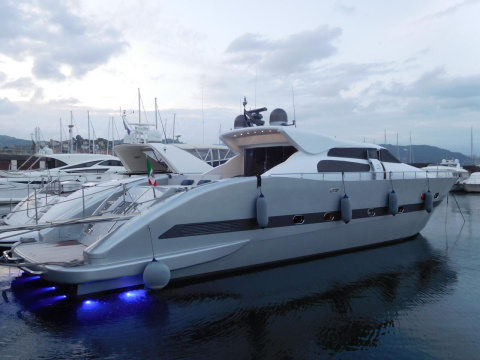 Tecnomar Velvet 83