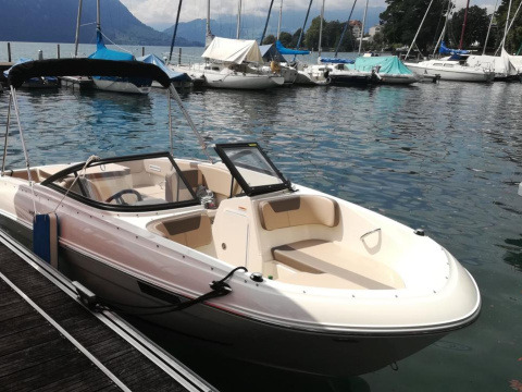 Bayliner VR4